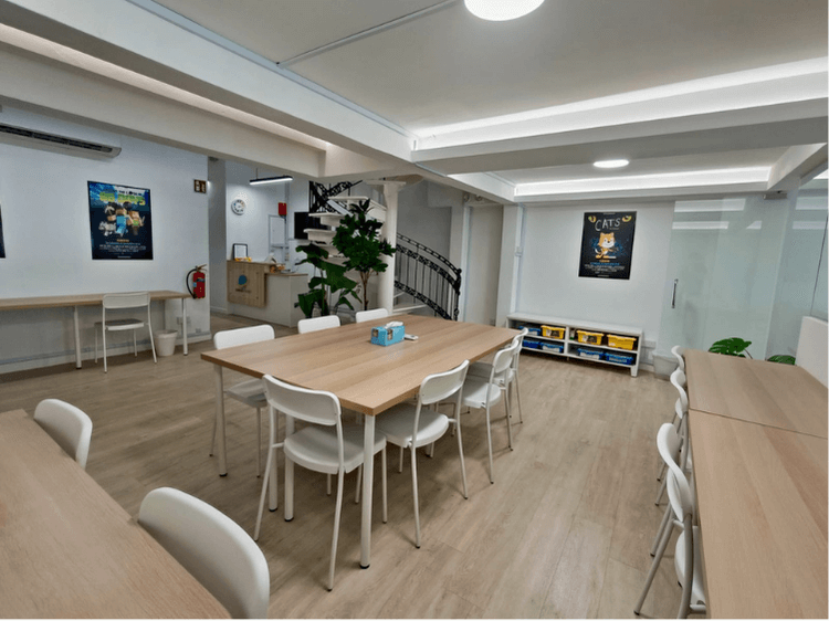 Where to rent a space on a hourly rate in Singapore?